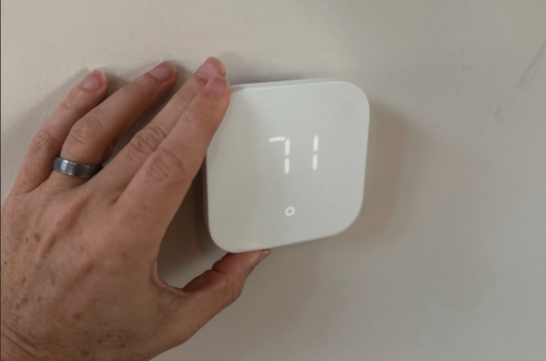 Amazon smart home thermostat