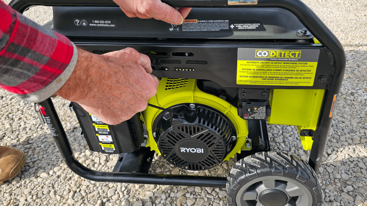 Pull-starting Ryobi