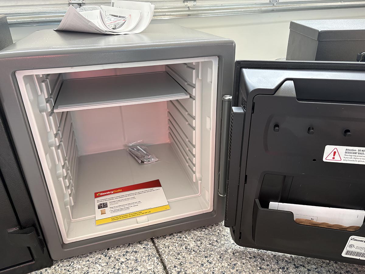 SentrySafe Combination Fire_Water Safe interior