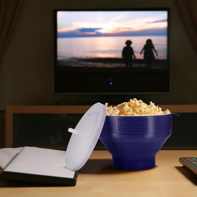 The Original Korcci Microwaveable Silicone Popcorn Popper (1)