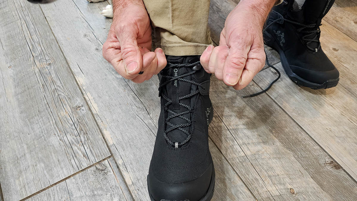 Lacing up IceBug Pace3