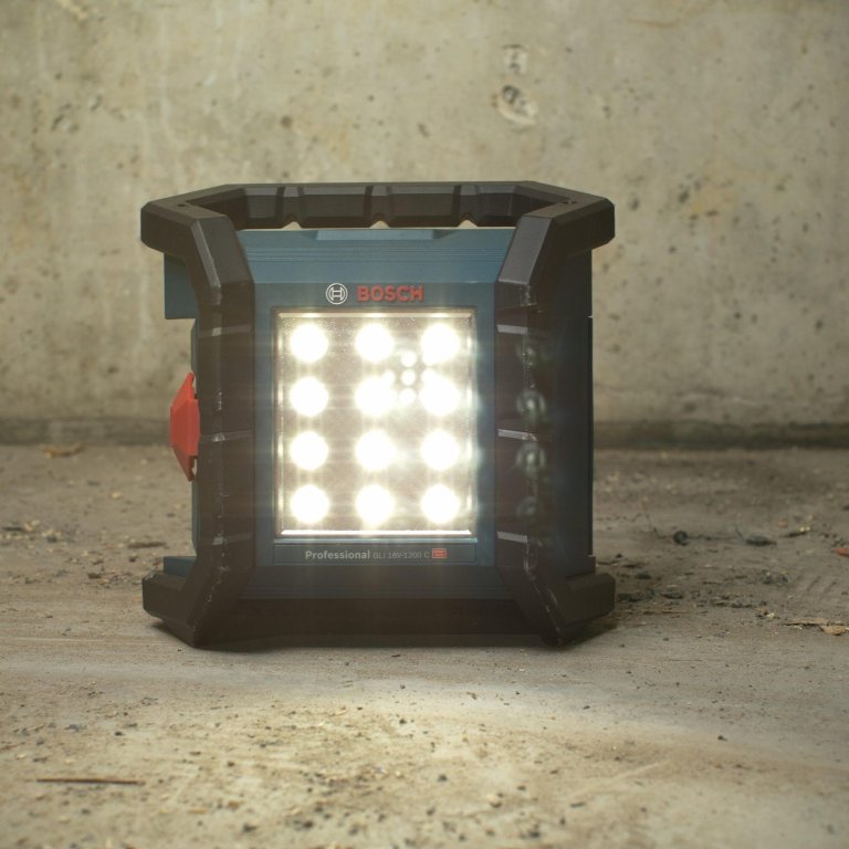 Lowe's Bosch Freebie Bosch 18V 1200-Lumen LED Flashlight