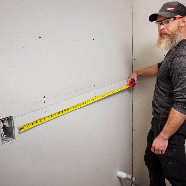 Milwaukee Everyday Gear Deals Milwaukee 25 ft Compact Tape Measure