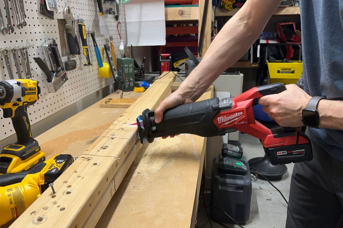 BEST JOBSITE Milwaukee M18 FUEL Gen-2 Sawzall Reciprocating Saw