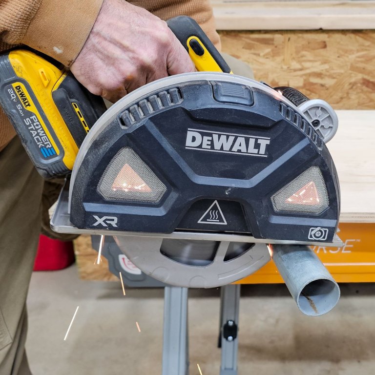 Best Overall DeWalt 20V 7-14″ Metal-Cutting Saw