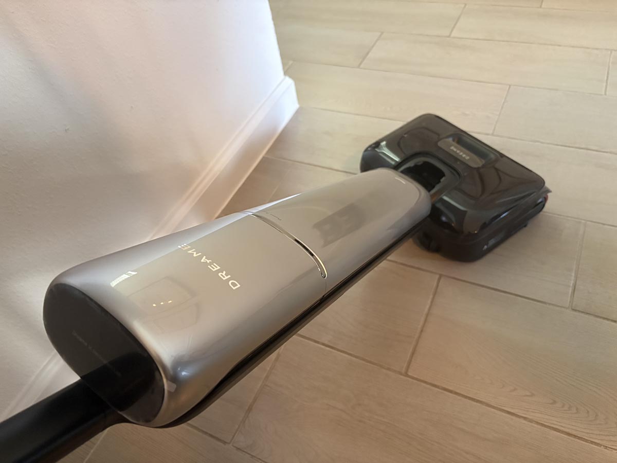 Dreame mop vacuum full shot