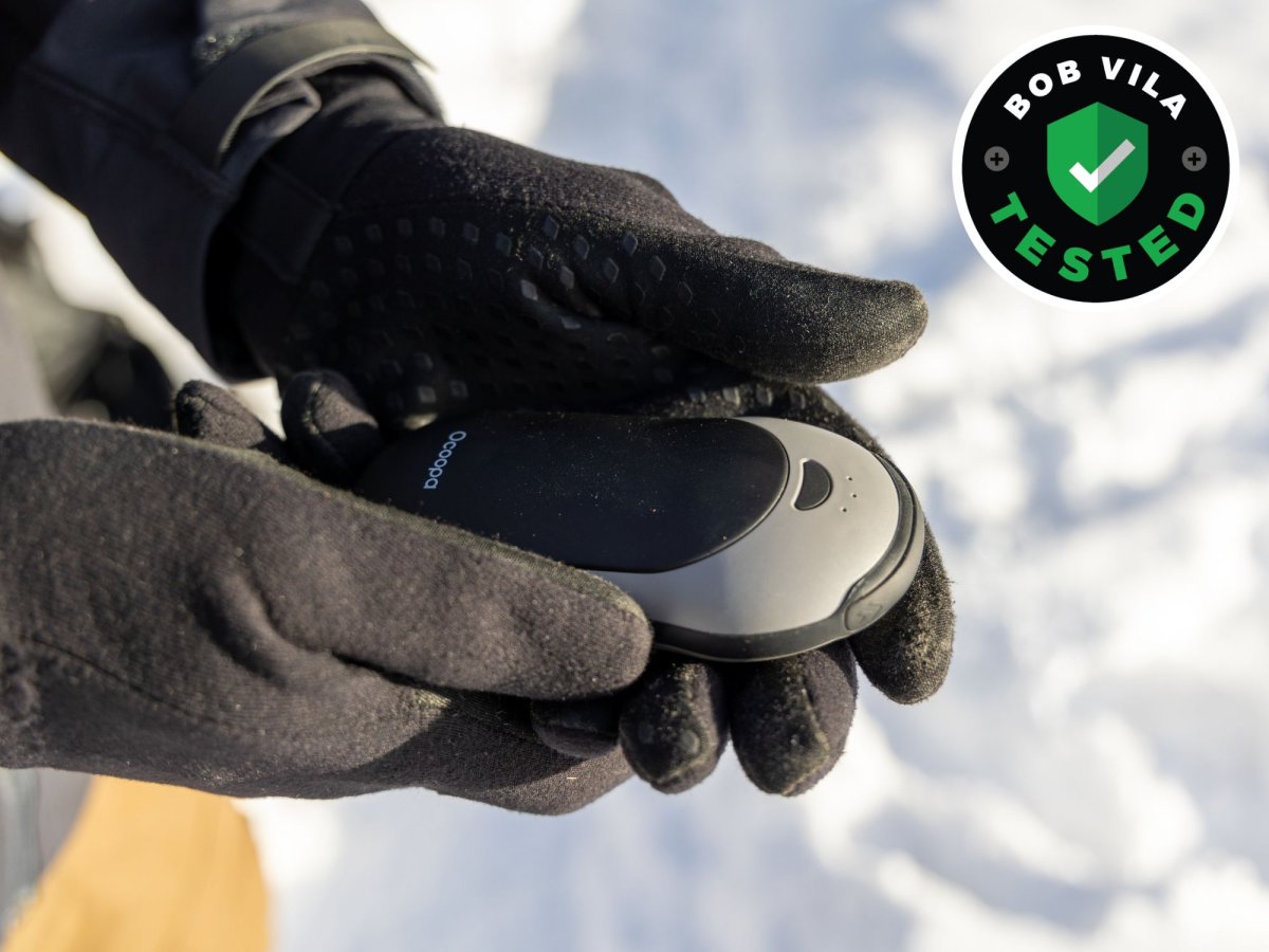 Ocoopa Hand Warmer in use