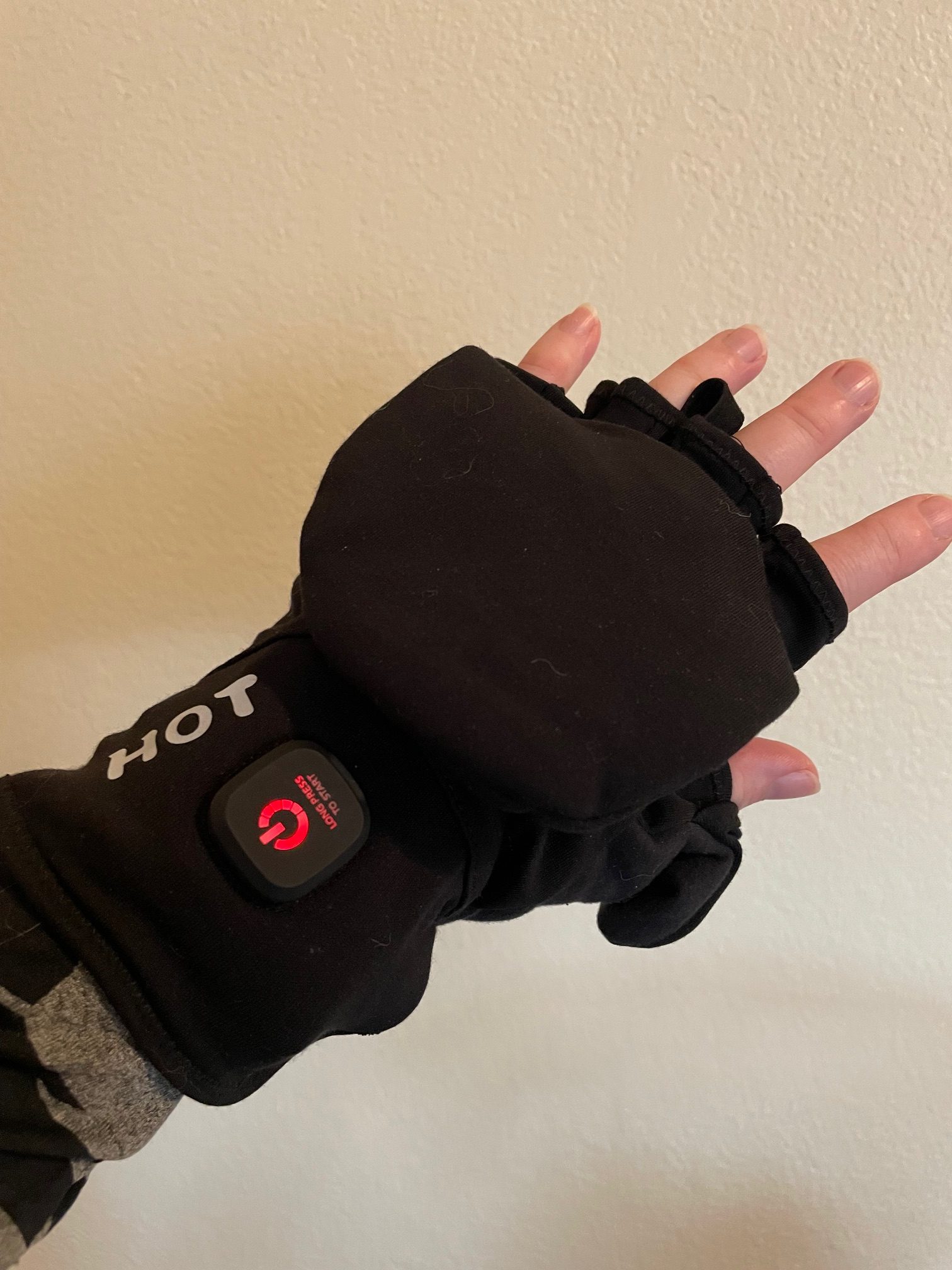 YongGfte Rechargeable Fingerless Heated Gloves back