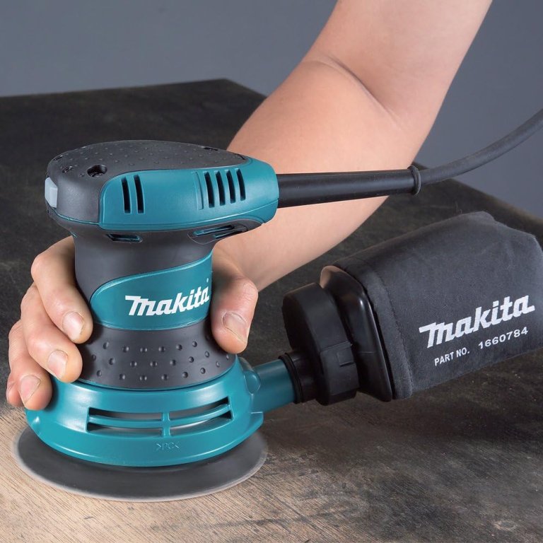 Best Mother’s Day Gifts for DIY Moms Makita BO5030K 5-Inch Random Orbit Sander