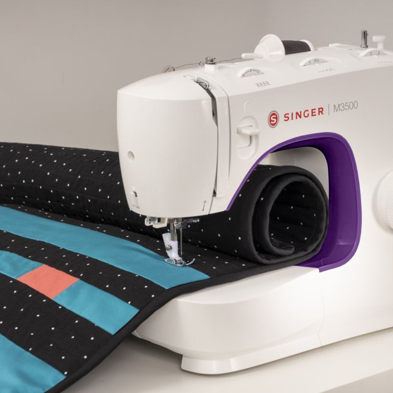 Best Mother’s Day Gifts for DIY Moms Singer M3500 Sewing Machine