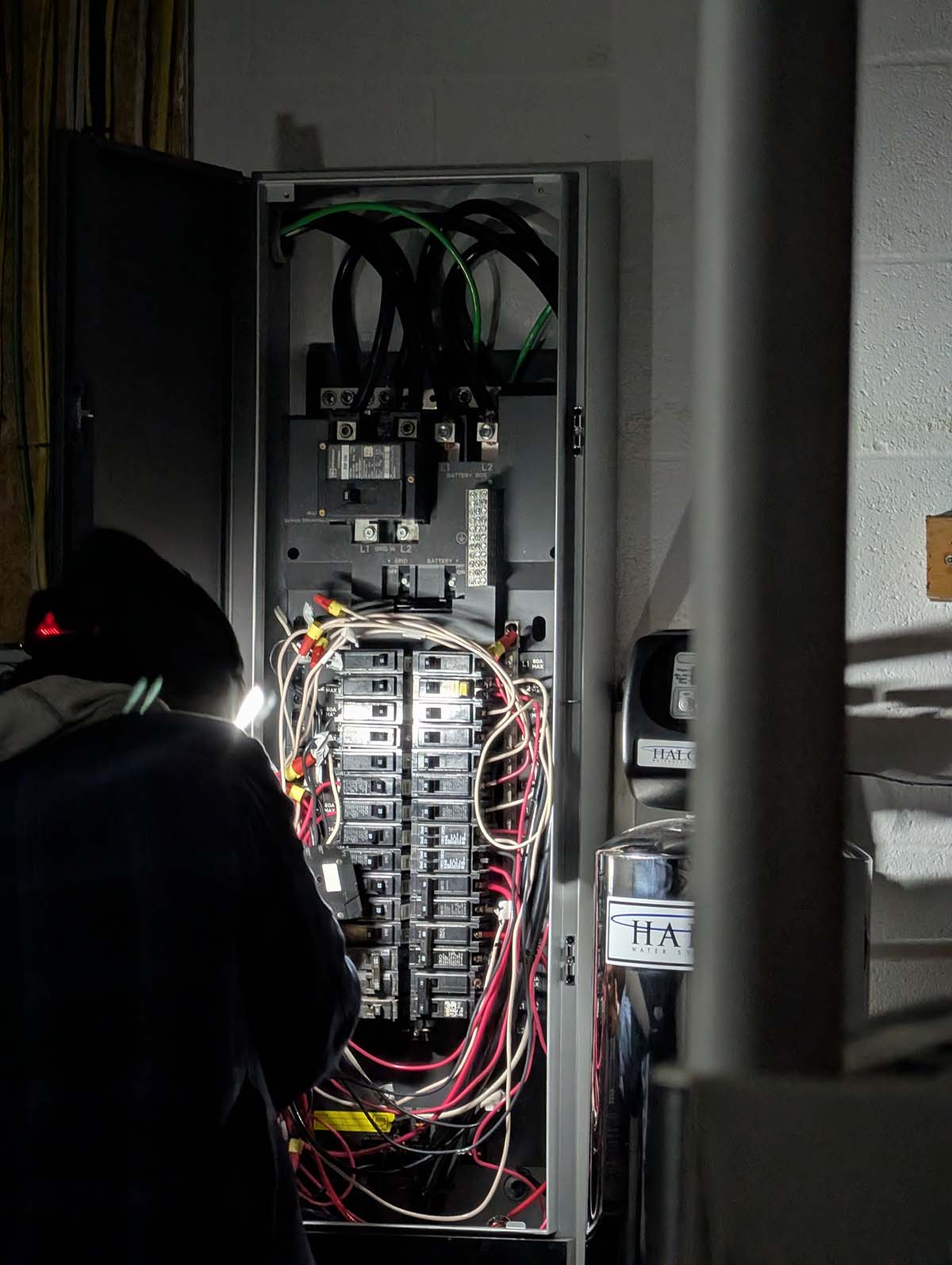 Installation of the EcoFlow Delta Pro Ultra X whole-house system