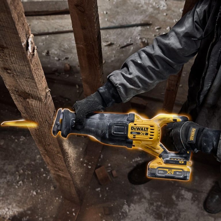Lowe’s DeWalt BOGO DeWalt XR 20V Max Brushless Reciprocating Saw