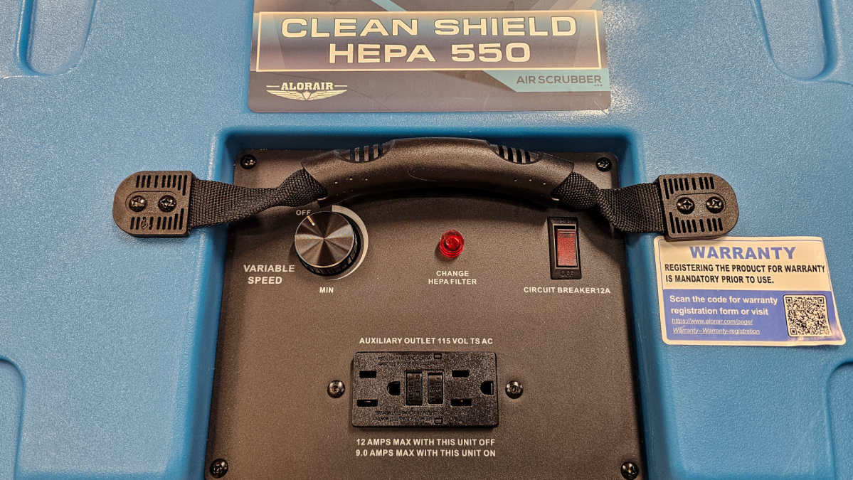 Additional plug-ins and speed control on the AlorAir CleanShield HEPA 550 Air Scrubber