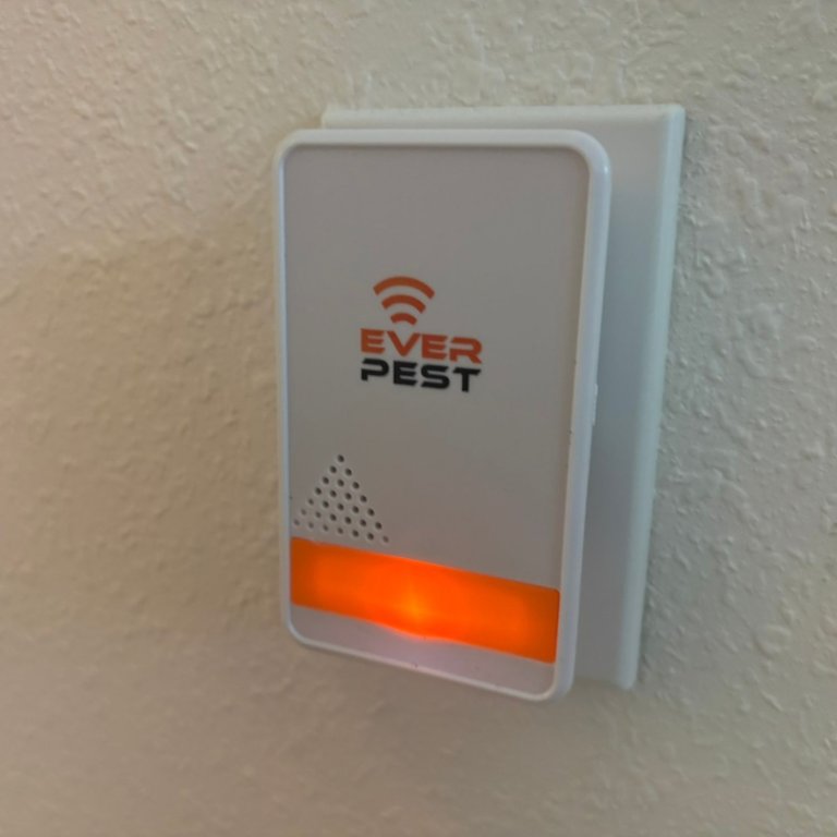 The Ever Pest IndoorOutdoor Pest Repeller plugged in during testing