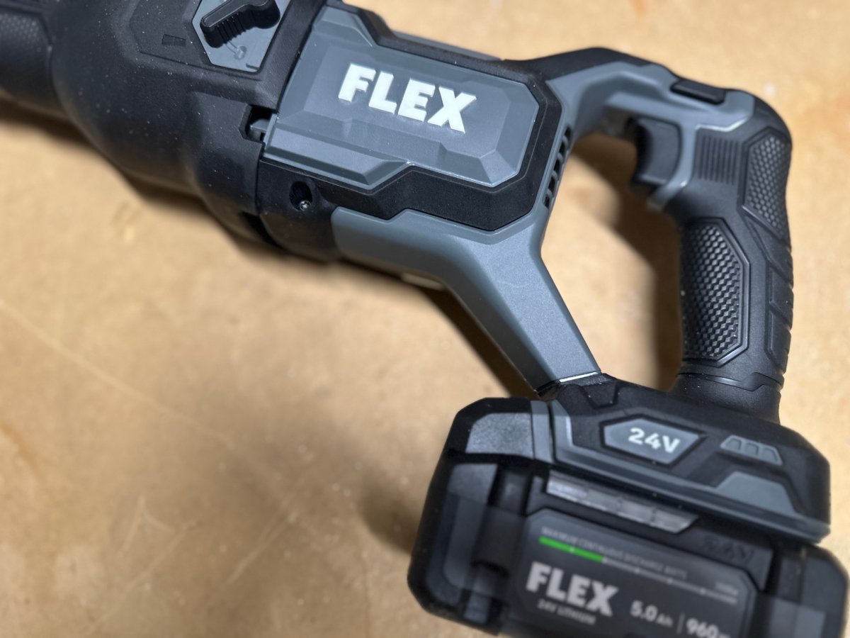 Flex Brushless FX2271 Reciprocating Saw handle 