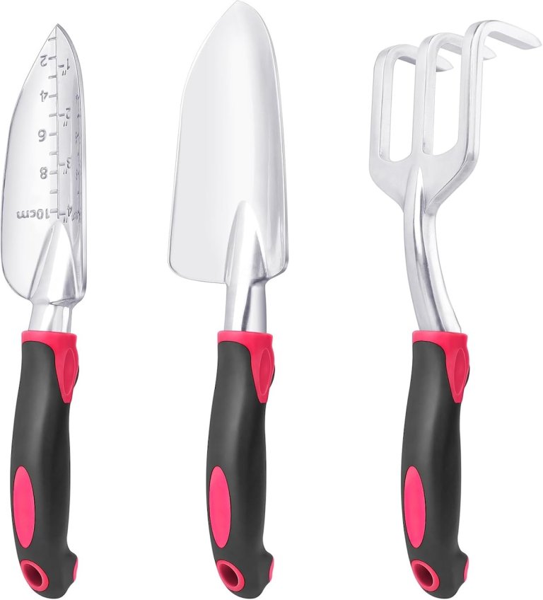 The Mecheer 3-Piece Garden Tools Set on a white background
