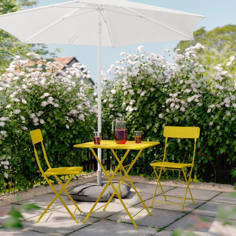 SUNDSÖ Table and 2 folding chairs