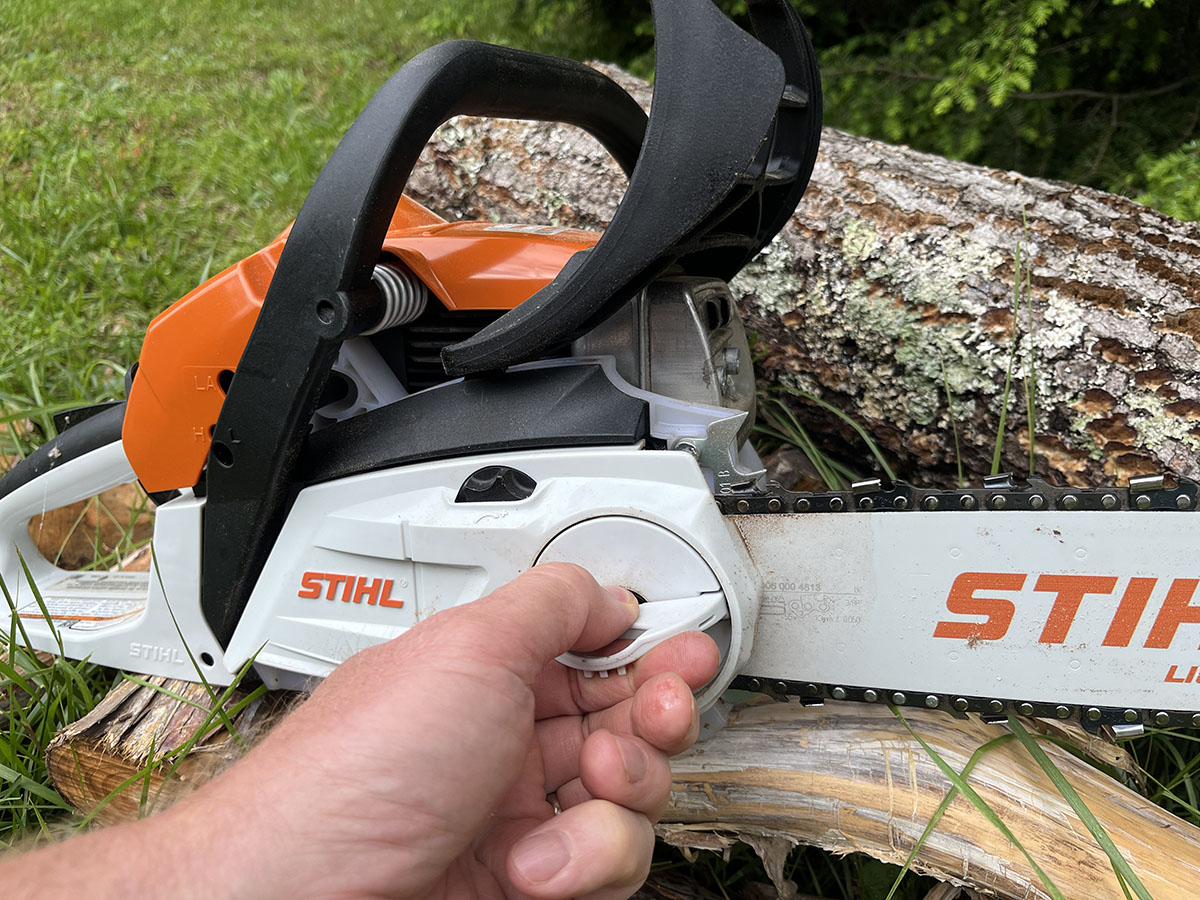 Stihl MS 182 C-BE chainsaw_tensioner