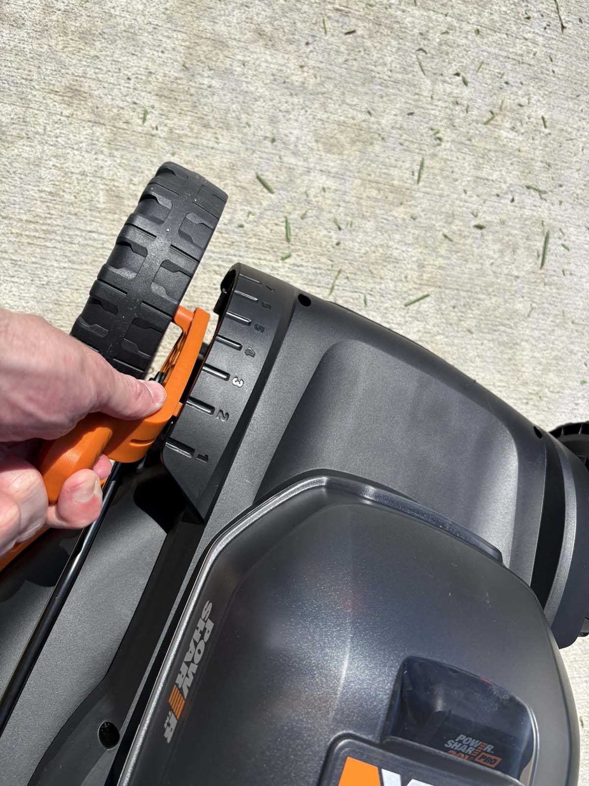 Worx small lawn mower height adjust