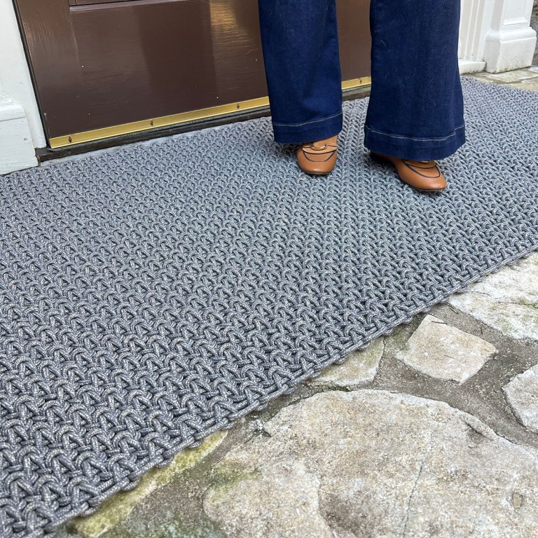 Easy Curb Appeal Updates Start With a Warm Welcome