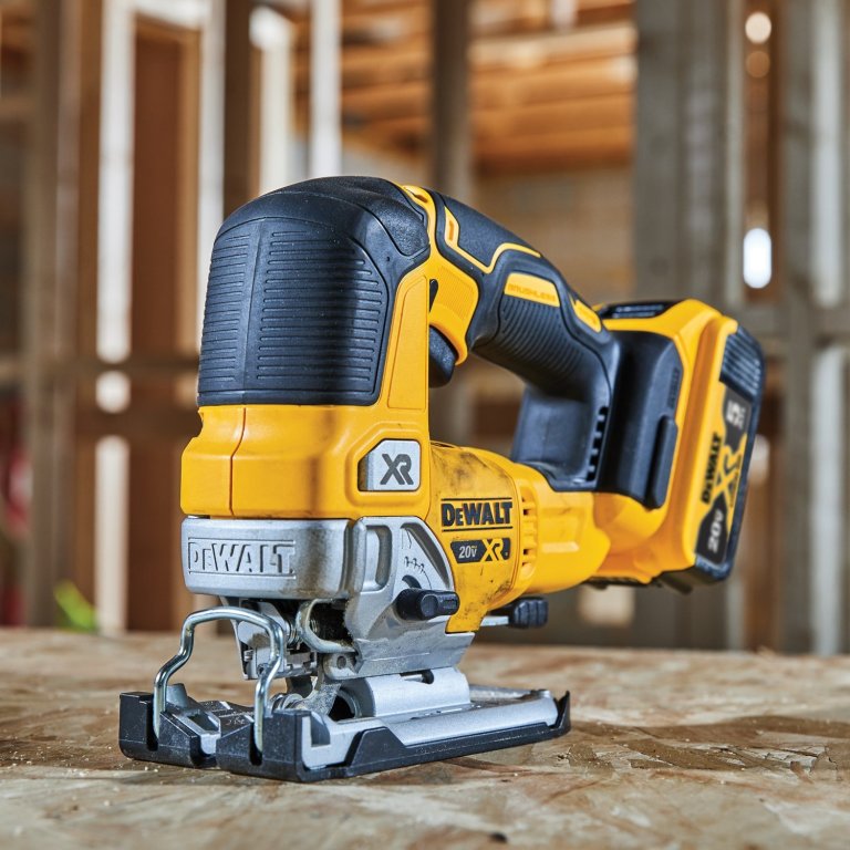 Lowe's Deals DEWALT XR 20V MAX Brushless Cordless Jigsaw