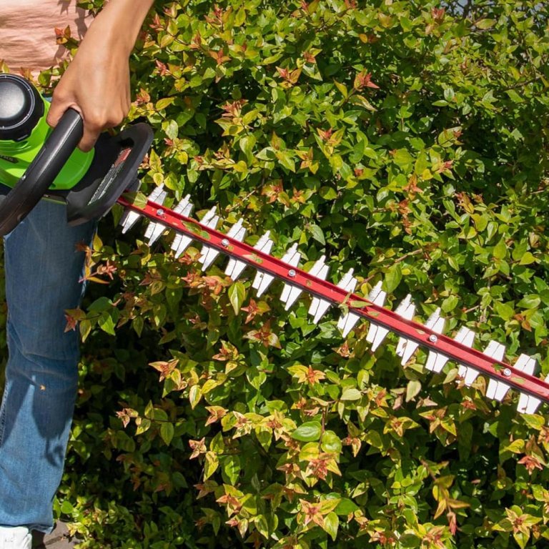 Prime Day Greenworks Greenworks 40V 24-Inch Cordless Hedge Trimmer
