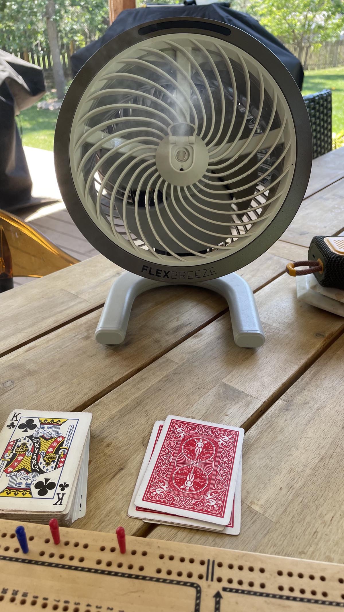Showing that the Shark FlexBreeze HydroGo Pro Fan doesn_t get anything wetjpeg