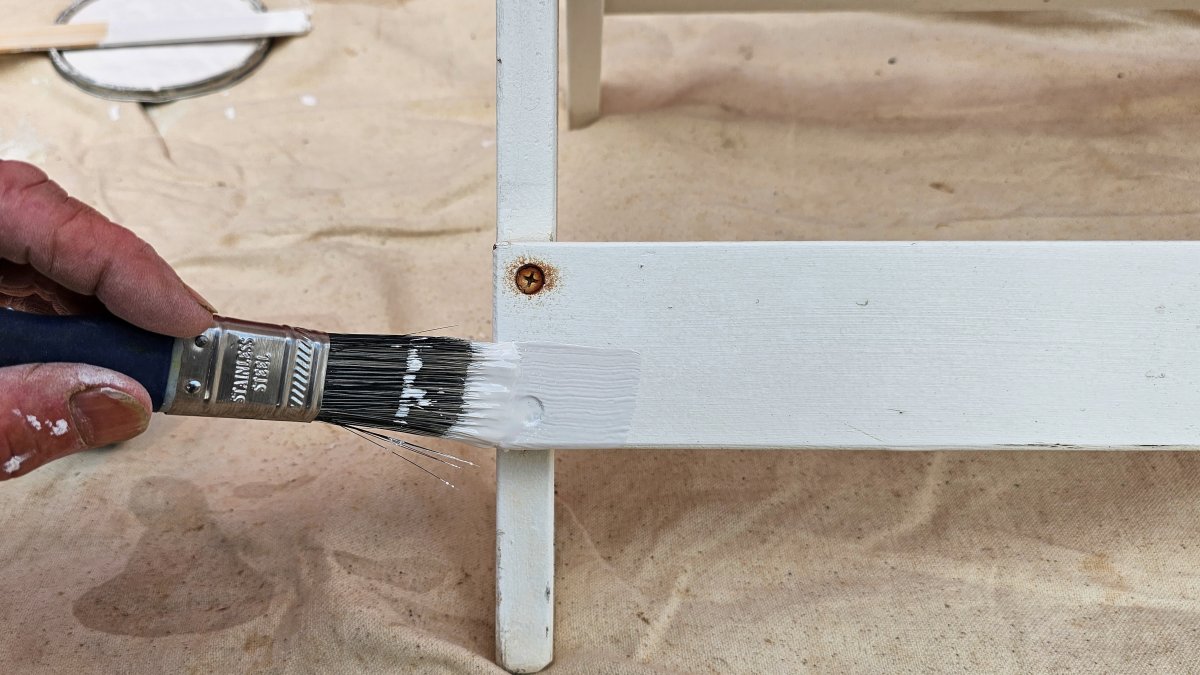 Applying Sherwin Williams stain block to screw holes first