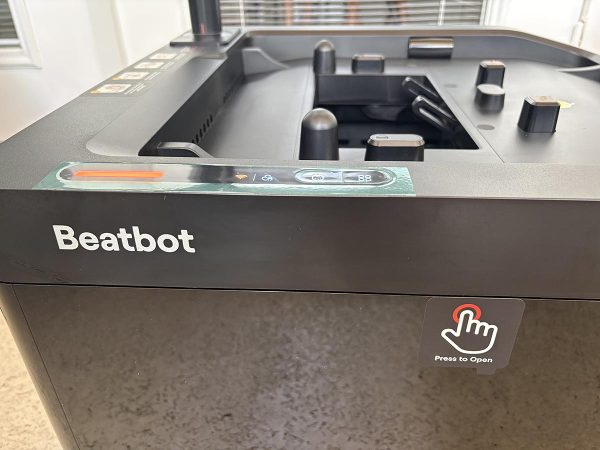 Beatbot AquaSense X docking station