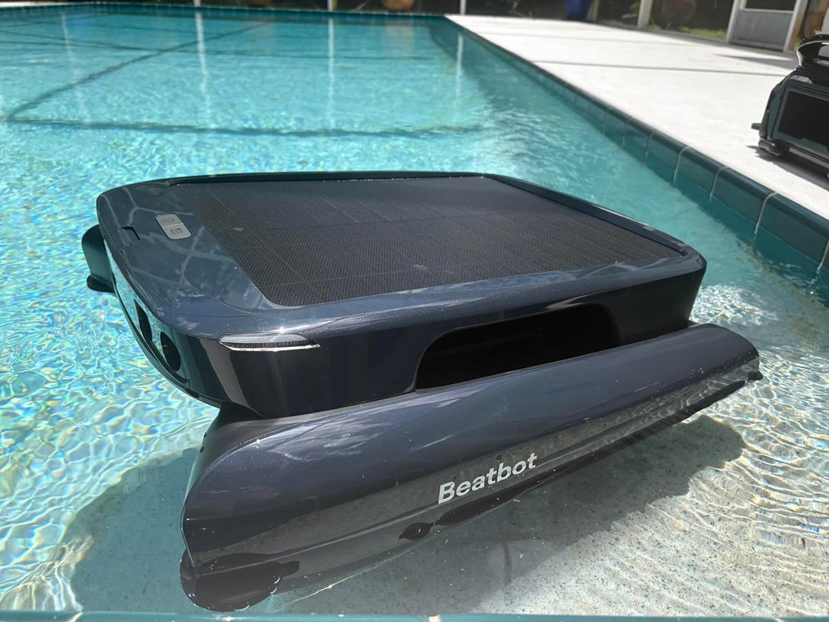 Beatbot iSkim Robotic Pool Skimmer04