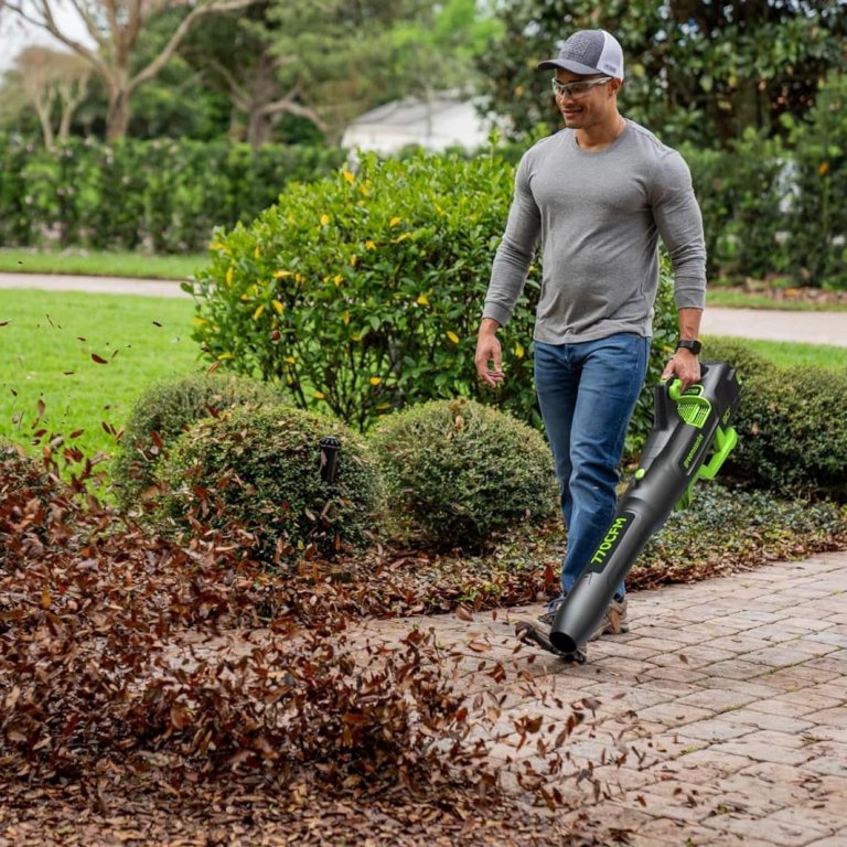 Cordless leaf Blowers Greenworks 80V 770 CFM Leaf Blower Kit