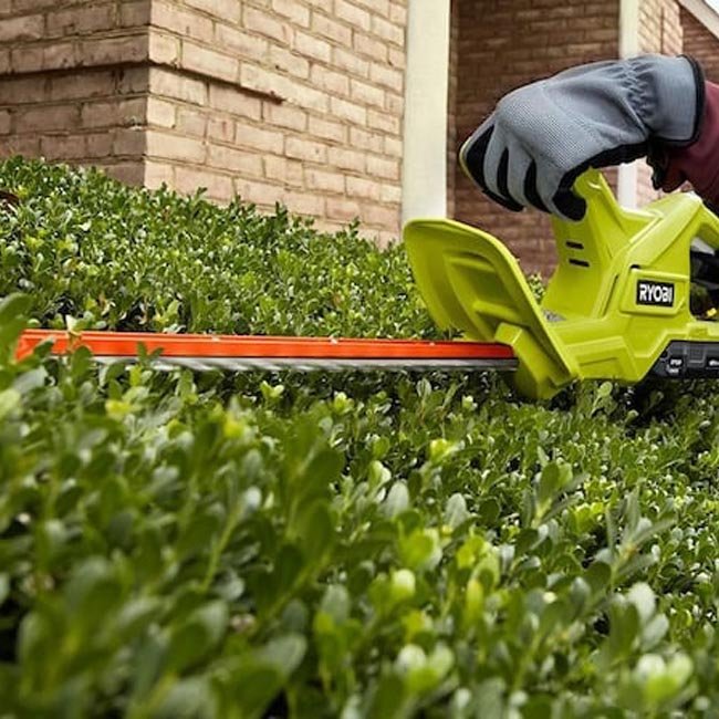 The Home Depot Deals RYOBI ONE+ 18V 18-in. Hedge Trimmer