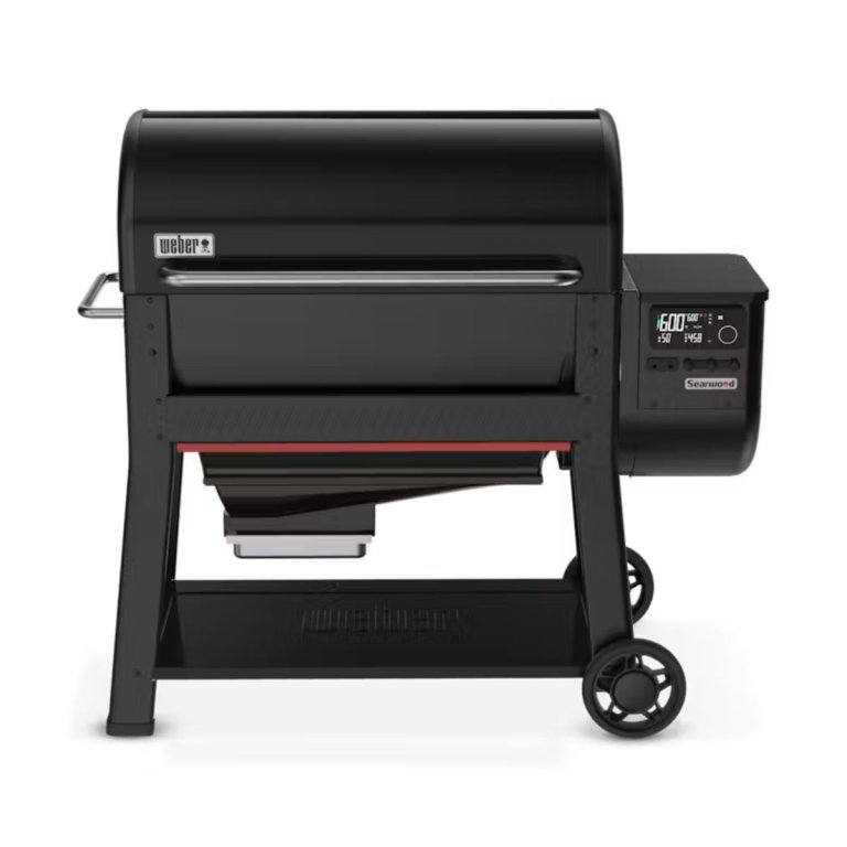The Weber Searwood XL 600 Pellet Grill on a white background
