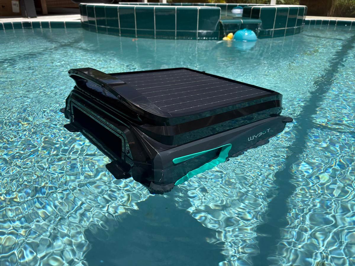 Wybot F1 Solar-Powered Robotic Pool Skimmer03