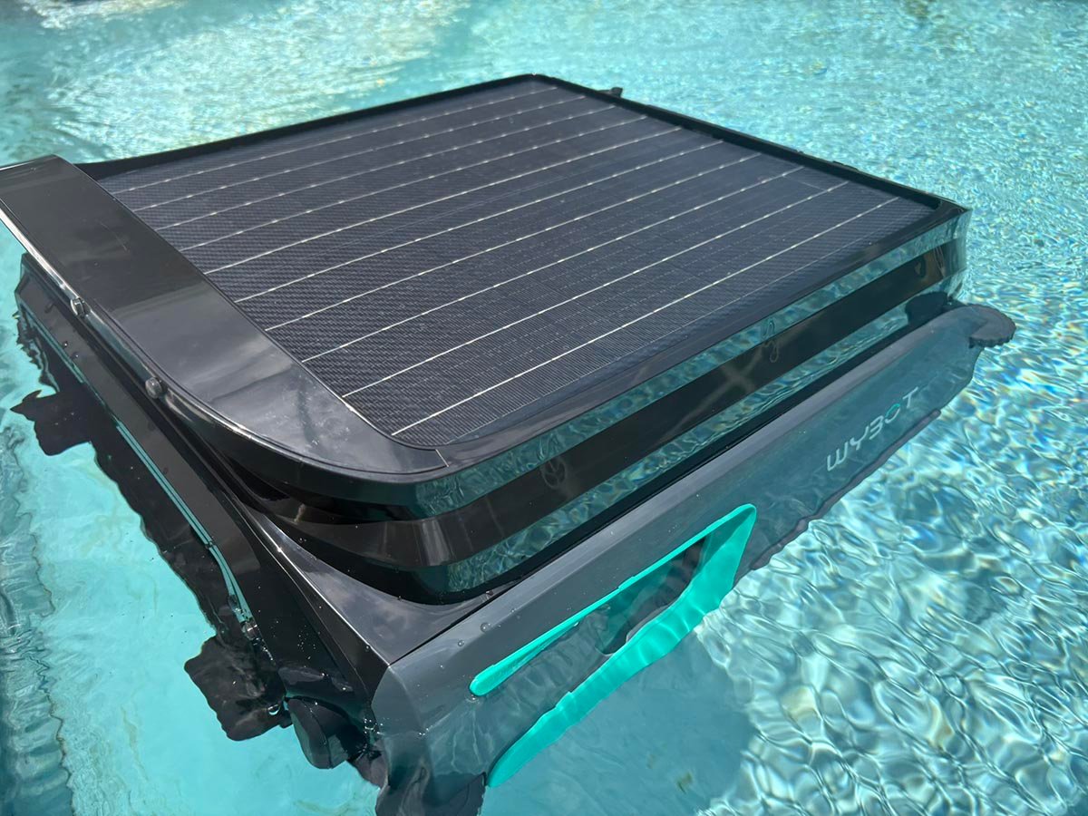 Wybot F1 Solar-Powered Robotic Pool Skimmer04