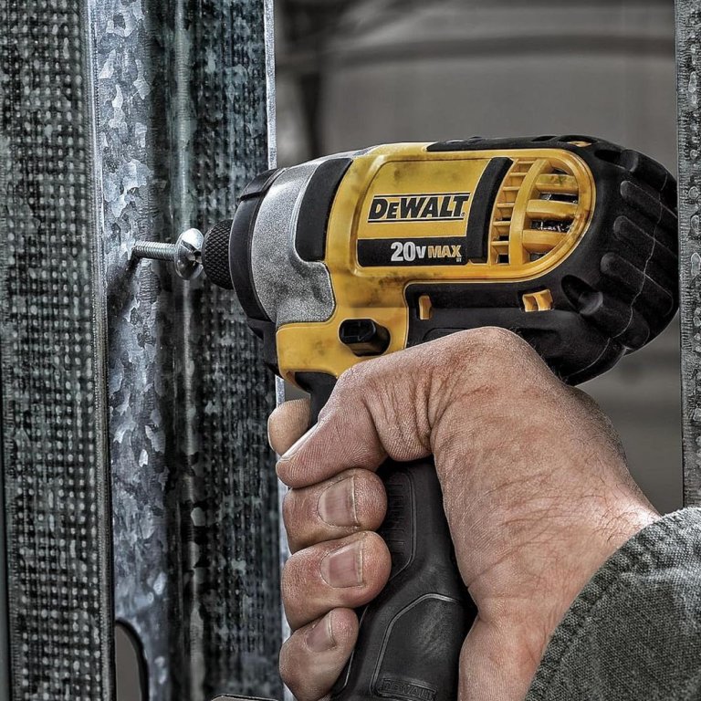 Amazon DeWalt Deals DeWalt 20V Drill and Impact Driver Combo Kit
