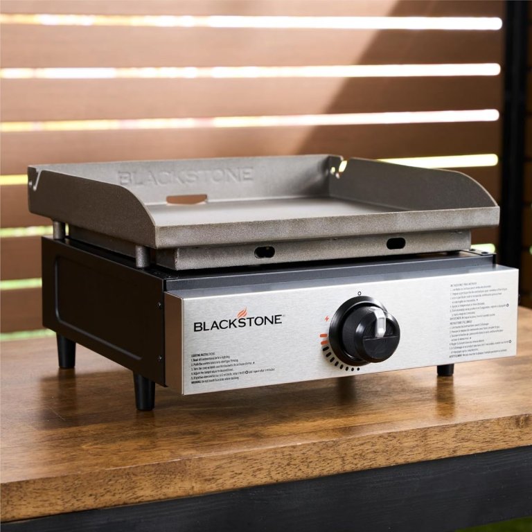 Blackstone 1971 Original 17 Omnivore Tabletop Griddle