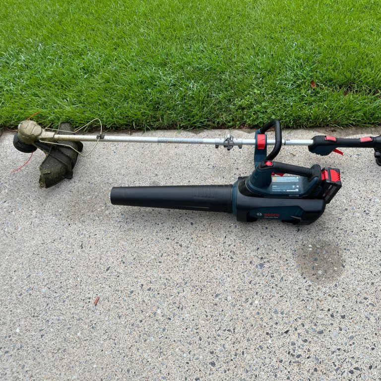 Bosch GRT18V Brushless String Trimmer