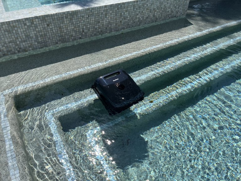 Beatbot Sora 70 robotic cleaner cleaning pool steps