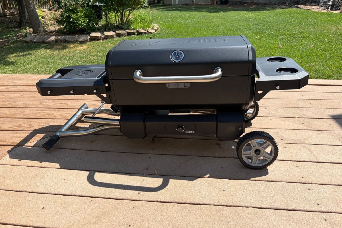 Masterbuilt Portable Charcoal Grill folded down