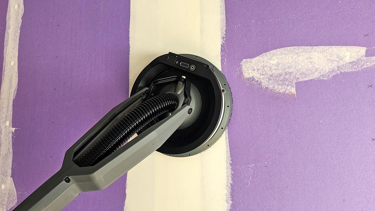 Sanding seams with FLEX drywall sander