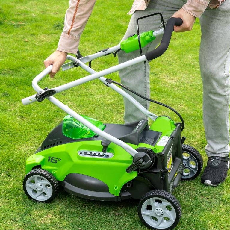 Early Prime Big Deal Days Yard Cleanup Greenworks 40V 16-Inch Push Mower