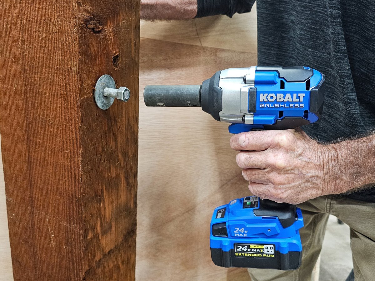 Kobalt impact wrench in use
