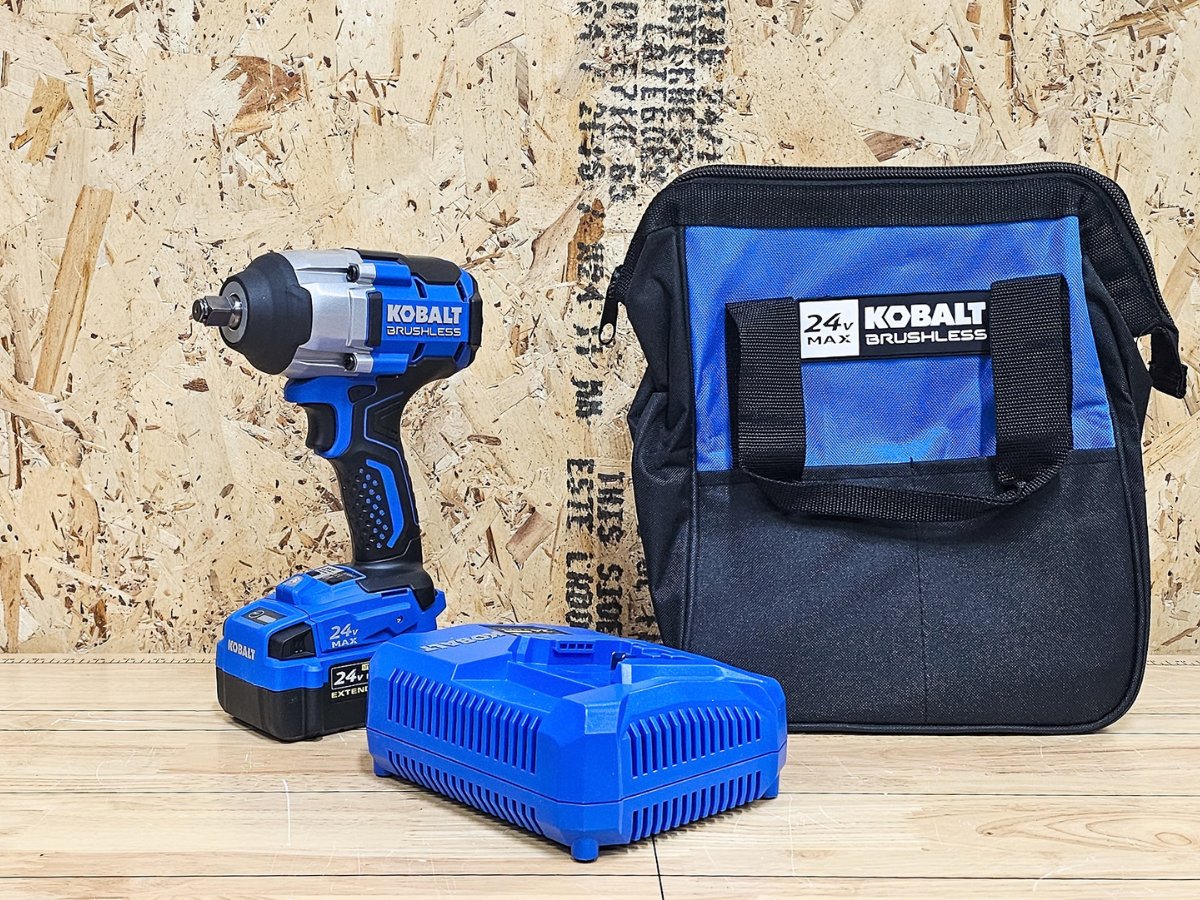 Kobalt impact wrench with bag, and charger.