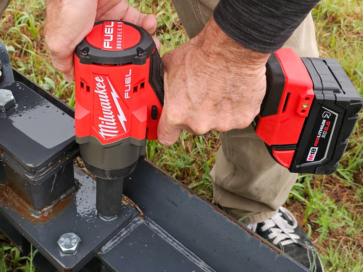 Milwaukee Impact Wrench on large fasteners