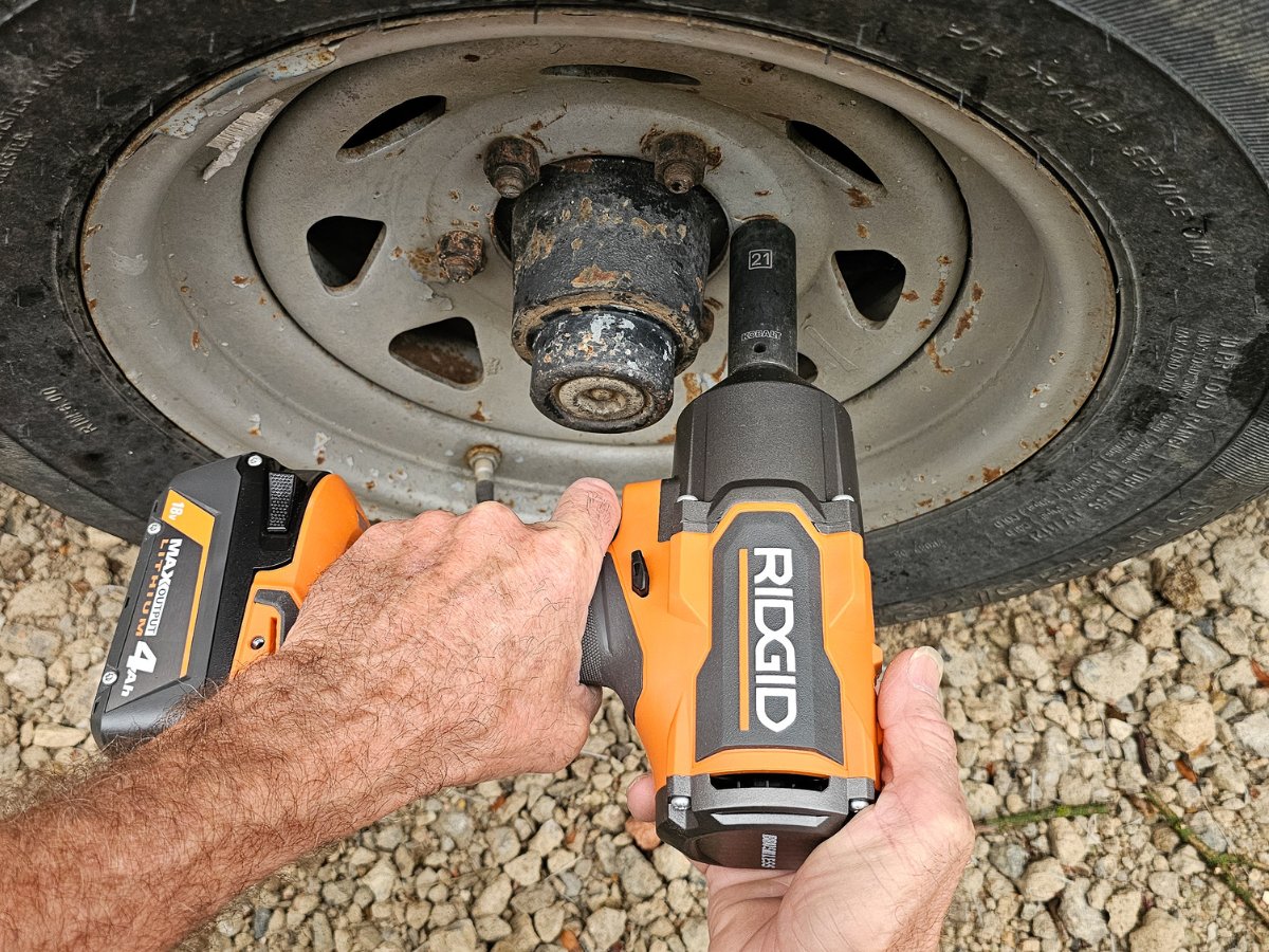 Ridgid impact wrench on rusted lug nuts