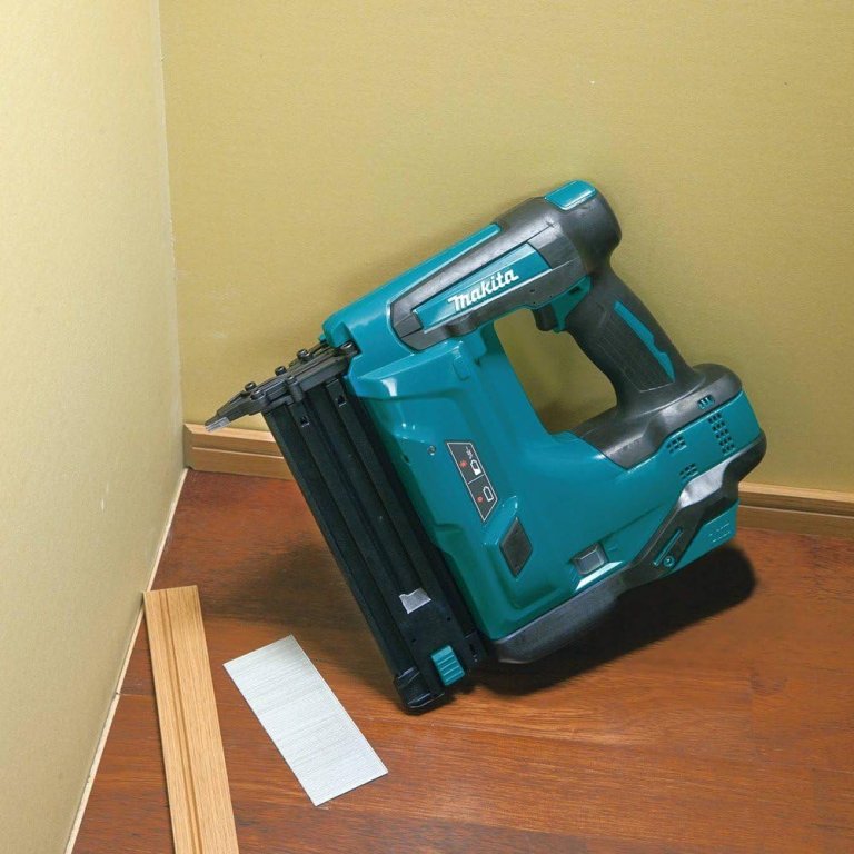 Amazon Makita Deals Makita 18V LXT 2-Inch Brad Nailer