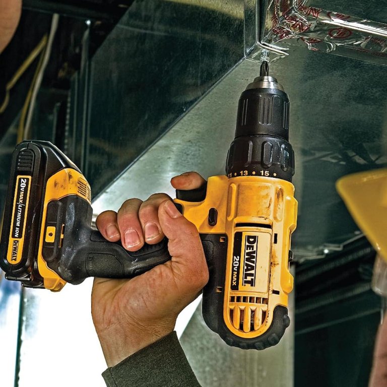 Amazon Power Tools DeWalt 20V MAX Drill and Impact Driver Kit