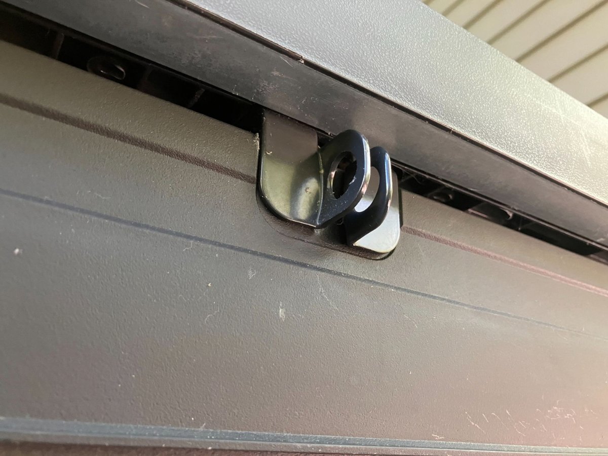 Keter Cortina 200 Gallon Deck Box Lock