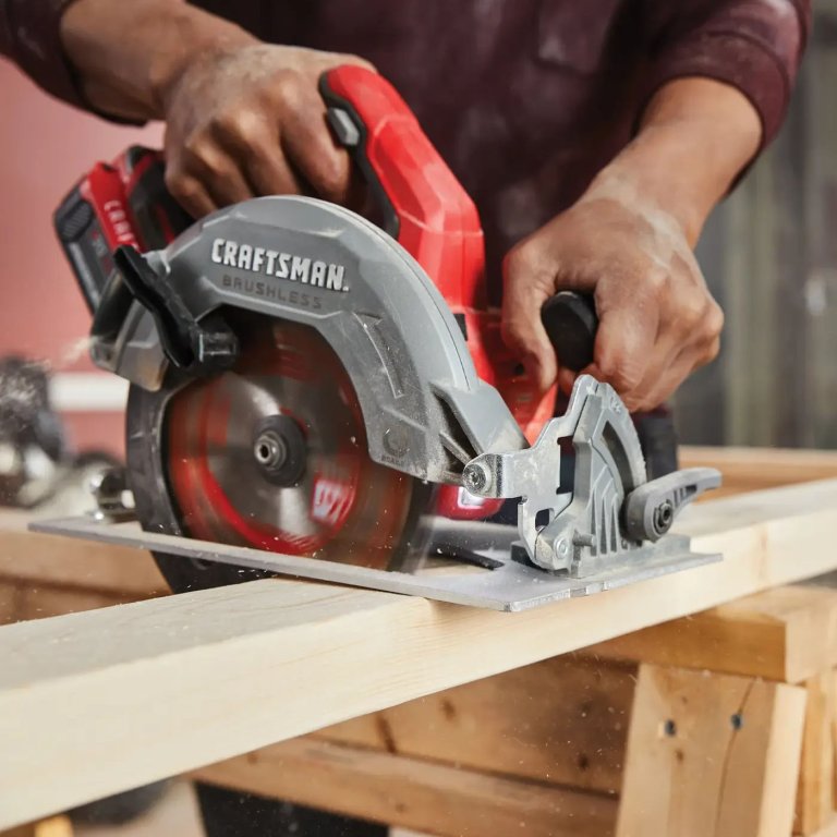 Lowe's Deals Craftsman V20 RP 7-1 4-in. Circular Saw